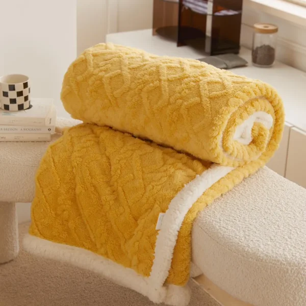 Patura Cocolino cu blanita 200x230 cm Tricotaj JPCT-Galben